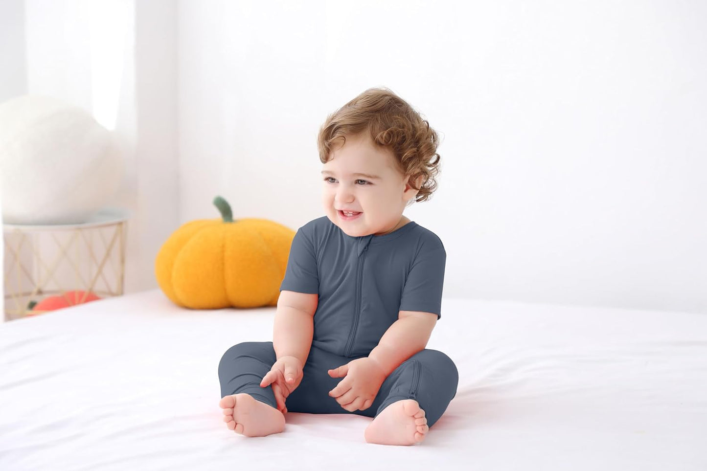 GUISBY Rayon Made from Bamboo Baby Pajamas, Summer Short Sleeve Footless Rompers, 2 Way Zipper Sleeper