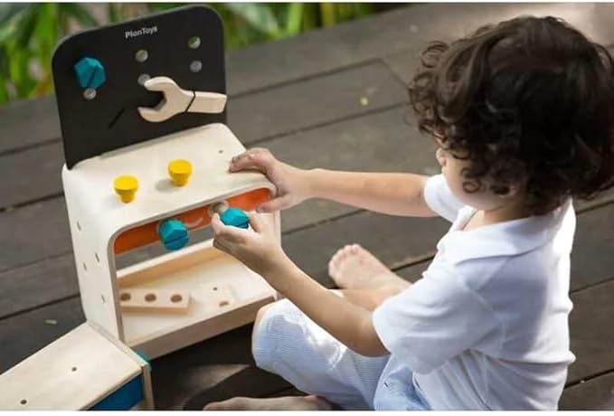 PlanToys® Wooden Tool Bench for Kids | Pretend Play Construction Toy with Tools & Accessories | Educational STEM Toy for Toddlers | Montessori Fine Motor Skills Workbench Playset