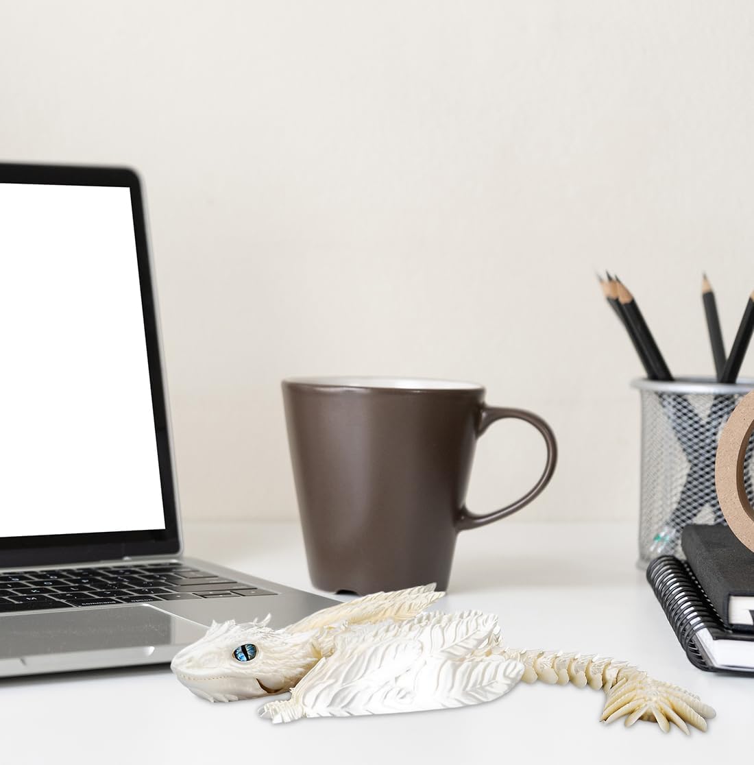 3D Printed Dragon with Wings 3D Printed Animals Articulated Dragon Fidget Dragon 3D Printed Toys Dragon Toy Desk Pets Home Office Decor (White)