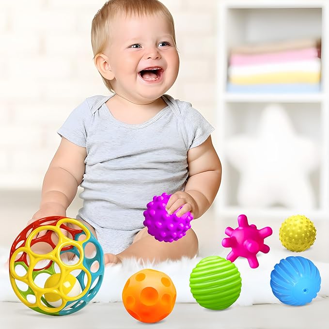 Sensory Balls for Toddlers 1-3, Sensory Baby Toys 6-12 Months, Infant Squeeze Sensory Toys,Baby Rattle Ball, Baby Teething Sensory Montessori Toys Soft Chew Toy with Rattles for Babies