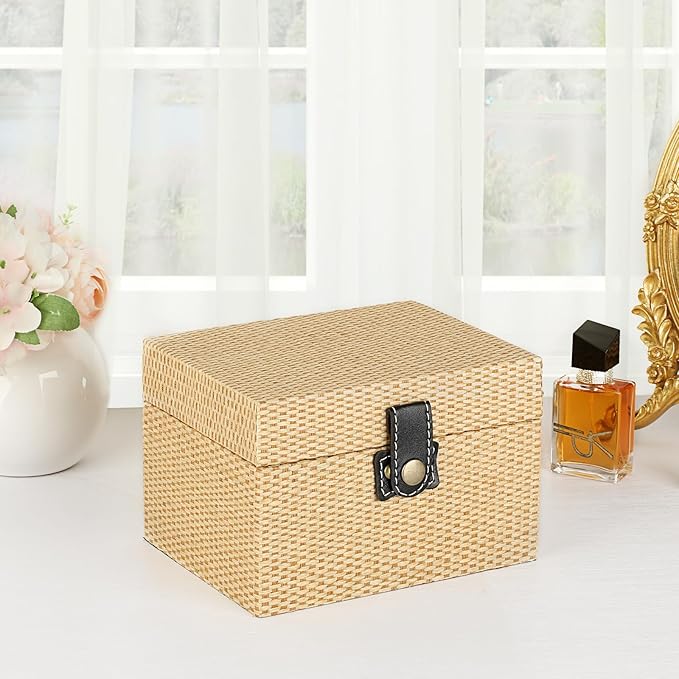 Hipiwe Jewelry Box Treasure Chest Box Wooden Decorative Jewelry Box Square Trinket Storage Box with Clasp Memento Case Keepsake Jewelry Organizer Birthday Christmas Gift