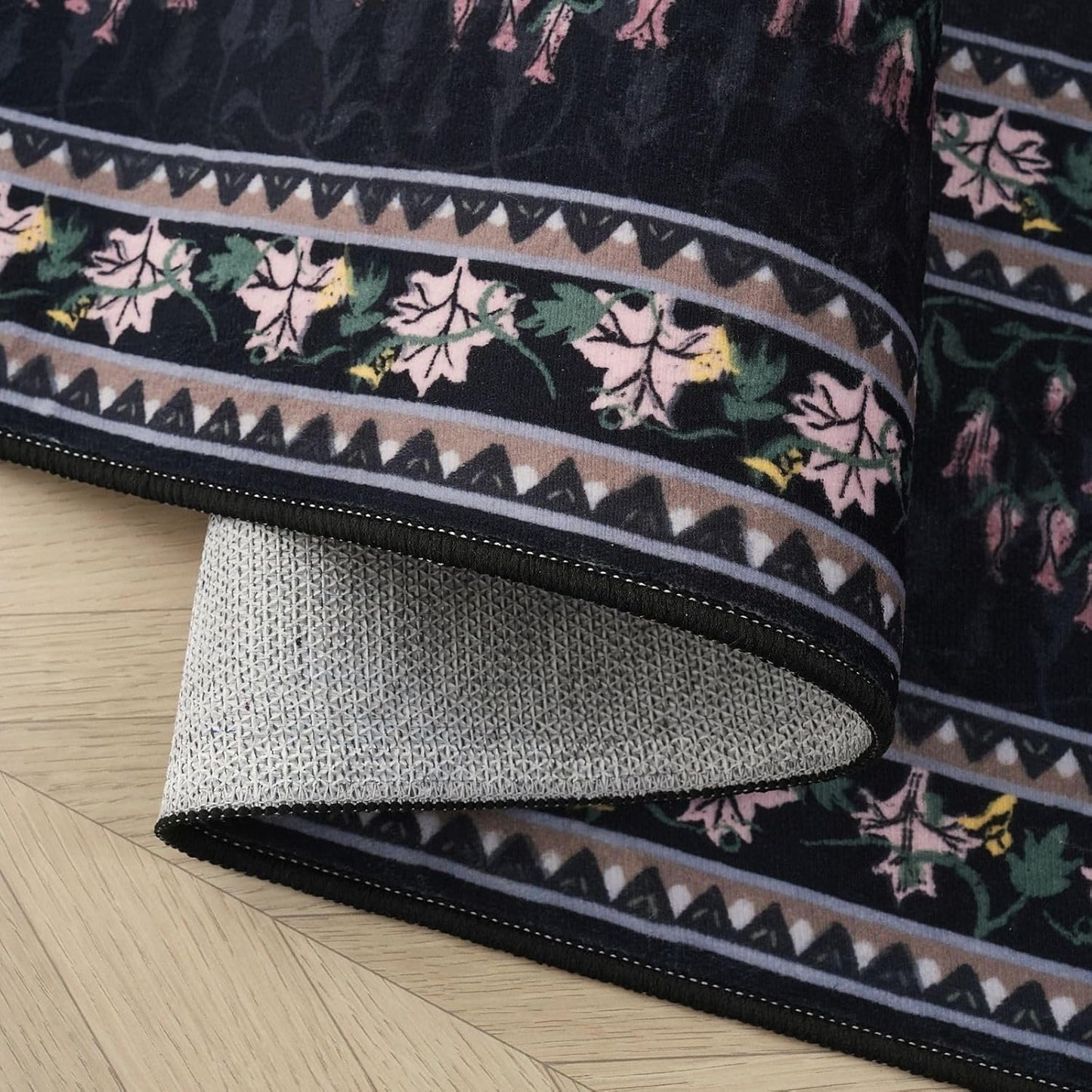 3x5 Washable Rug Impressionist-Style Vintage Non Slip Low Pile Small Carpet for Bedroom Bedside Kitchen Entryway Kids Room Office College Dorm Essentials for Girls, Black