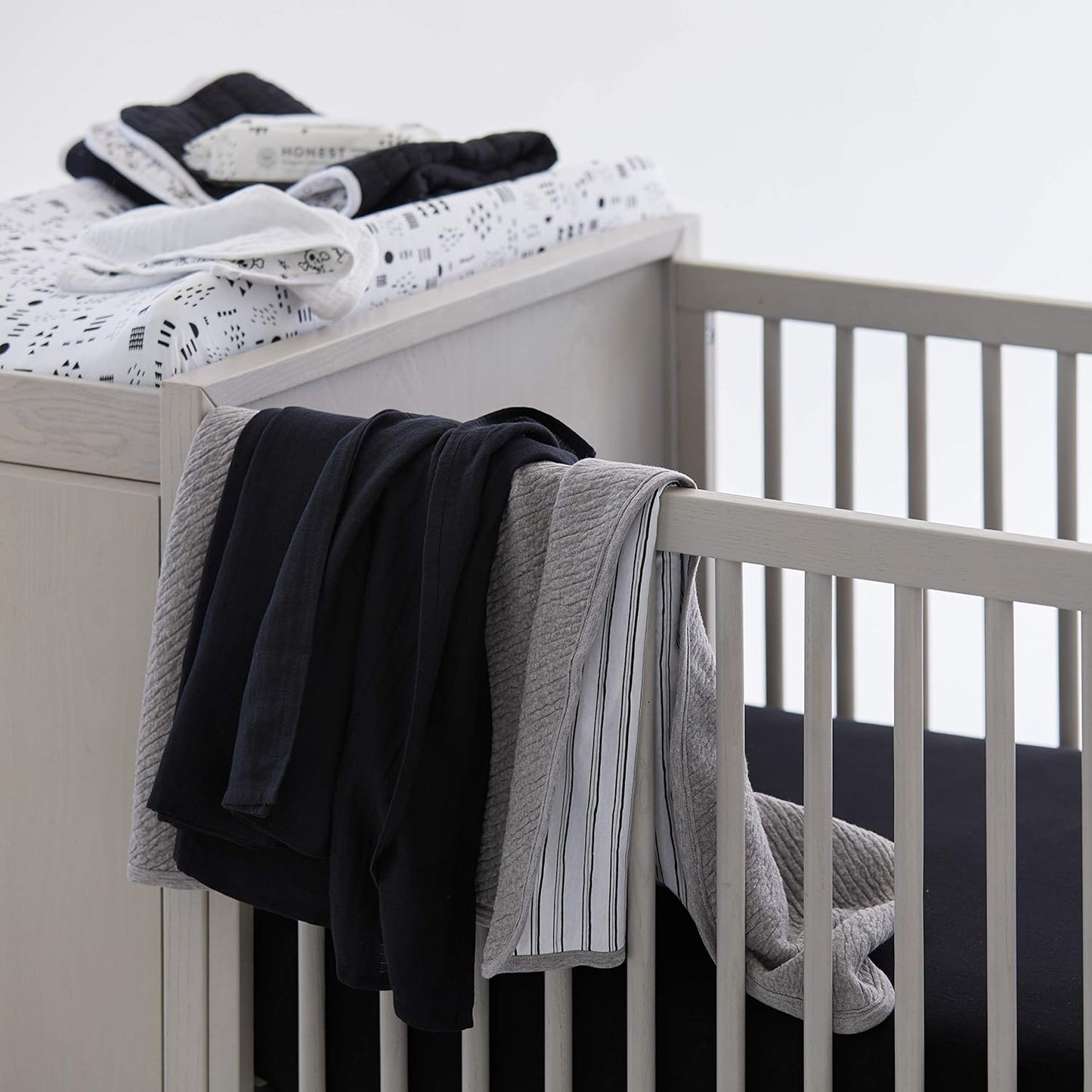 HonestBaby Organic Cotton Changing Pad Cover, Pattern Play, One Size