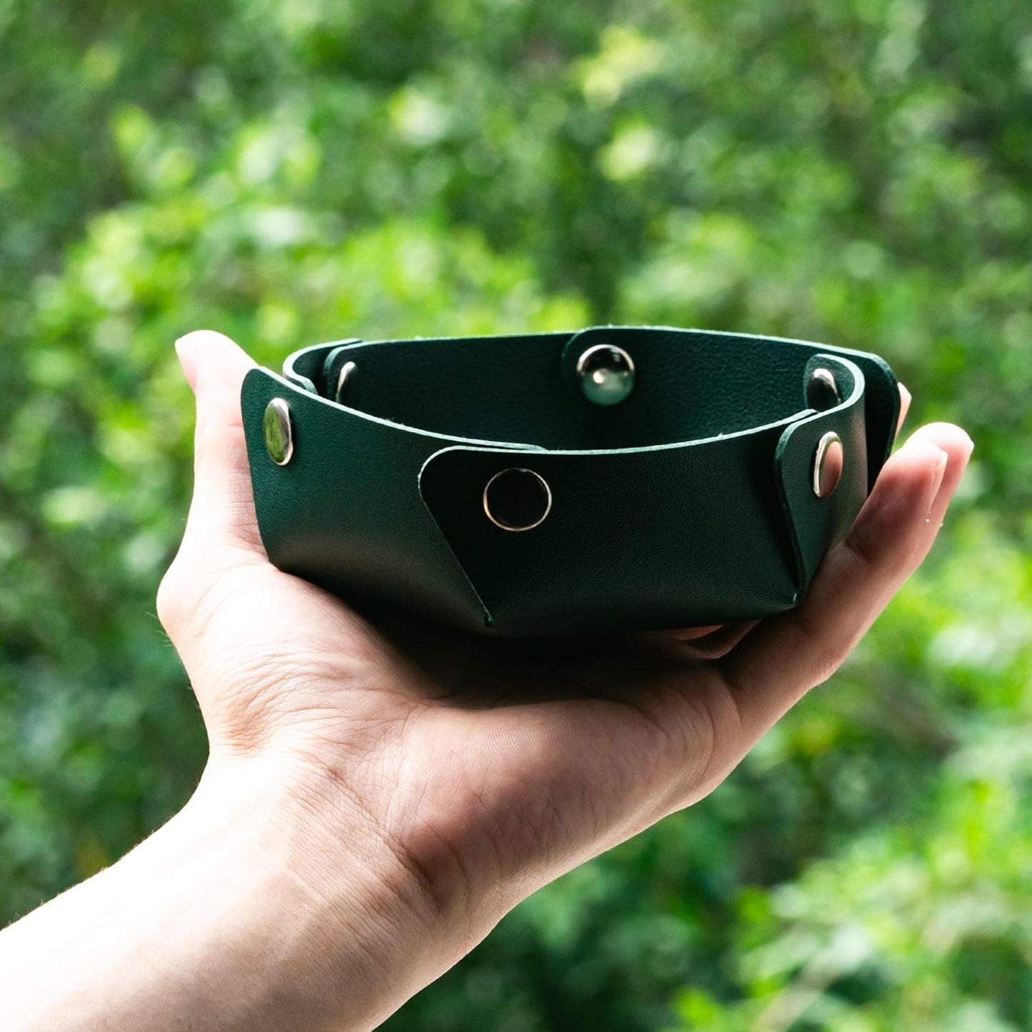 4 Pieces Small Dice Case & Dice Storage Box PU Leather Folding Round Dice Holder for Store Polyhedral Dice Set, Integrated Felt Dice Tray for Board Games