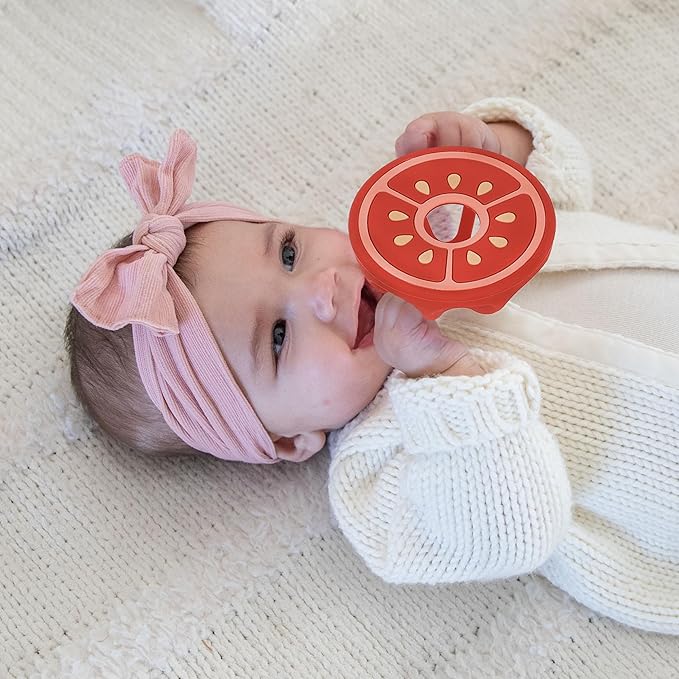 Tomato and Red Onion Silicone Teethers Baby Teething Toys, Newborn Essentials Must Haves, Easy-to-Hold Design Teething Ball Baby Essentials, BPA-Free